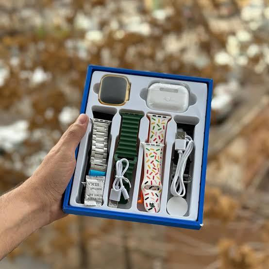 →WS10 Ultra 2 Smart Watch with Airpods & 7 Straps